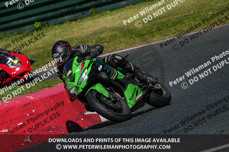 enduro digital images;event digital images;eventdigitalimages;mallory park;mallory park photographs;mallory park trackday;mallory park trackday photographs;no limits trackdays;peter wileman photography;racing digital images;trackday digital images;trackday photos